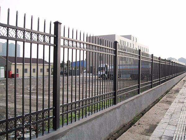 学校小区护栏（锌钢）图片3